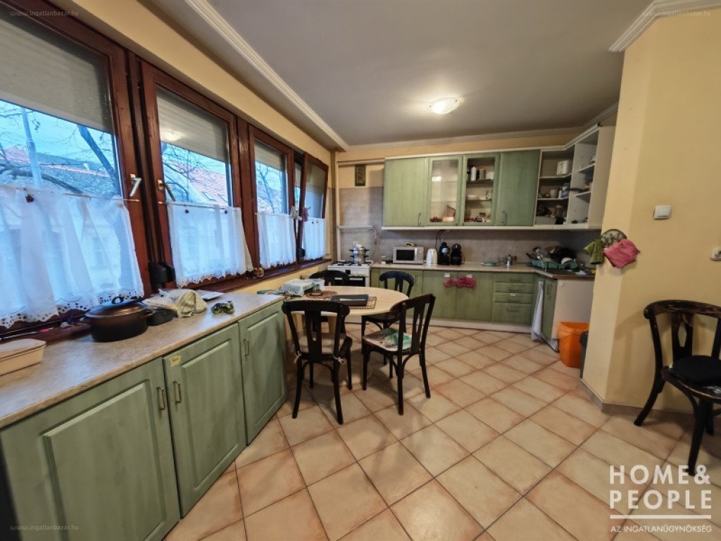 5 bed · 109m² · Lakás · 100.990.000 ft