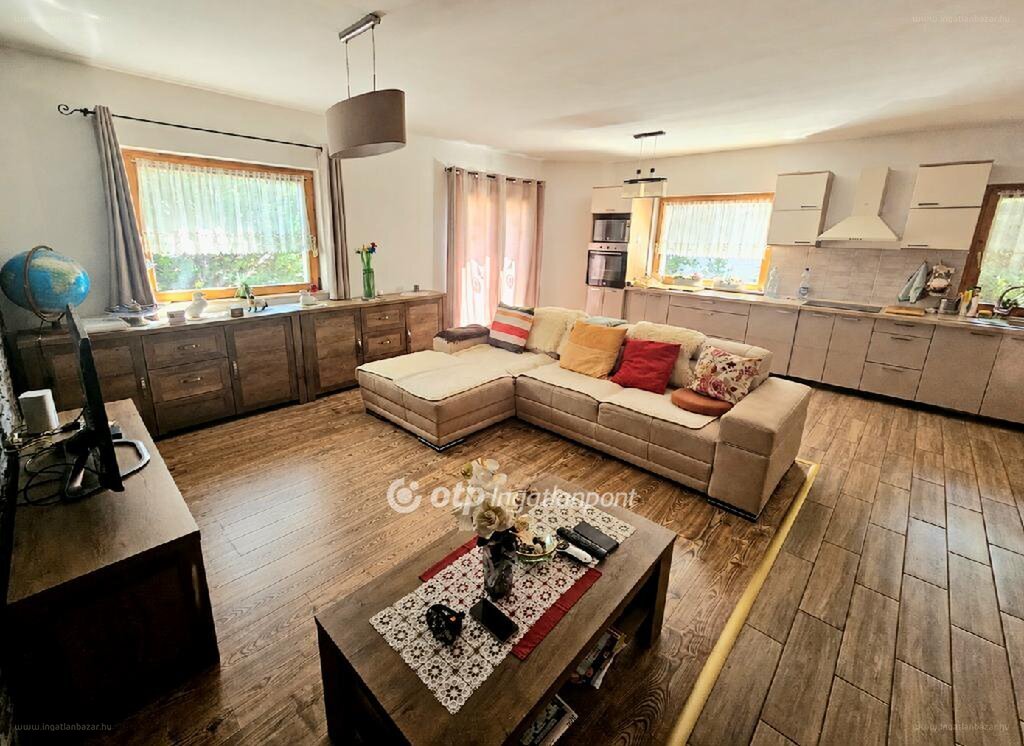 Ház · 5 hálószoba · 150 m² · 209.000.000 Ft