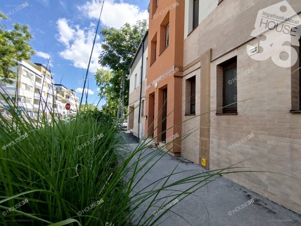 Lakás · 3 hálószoba · 67 m² · 64.990.000 Ft