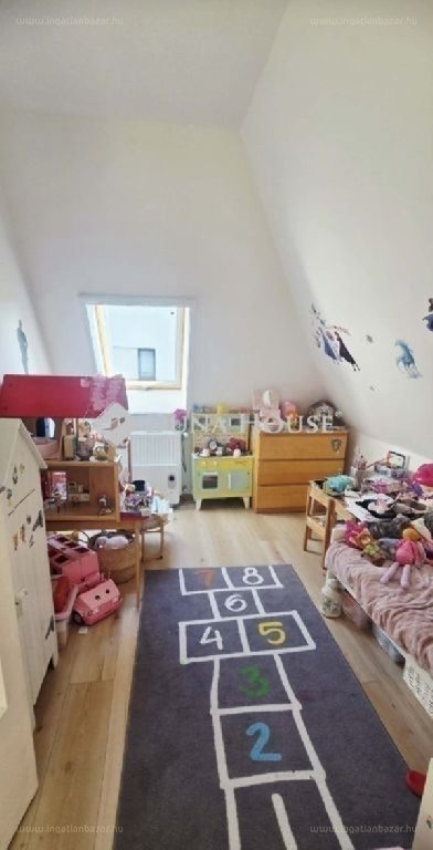 6 bed · 266m² · Ház · 199.000.000 ft