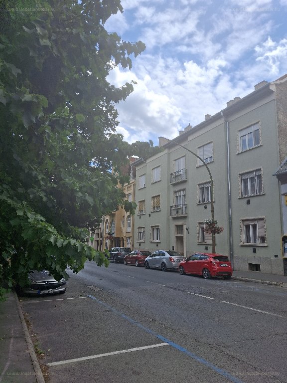 Lakás · 3 hálószoba · 90 m² · 79.000.000 Ft