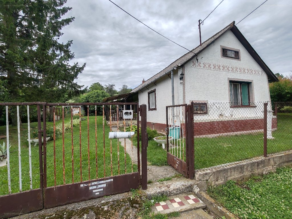6 bed · 80m² · Ház · 11.000.000 ft