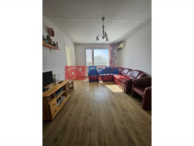 Lakás · 4 hálószoba · 104 m² · 110.000.000 Ft
