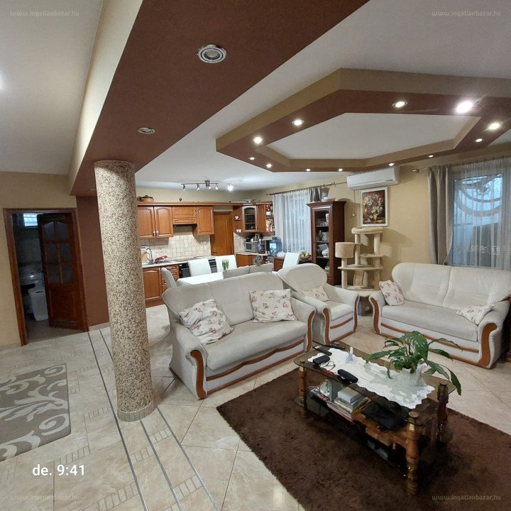 Ház · 5 hálószoba · 370 m² · 350.000.000 Ft