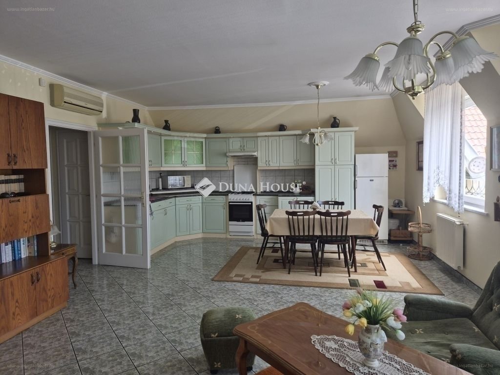 3 bed · 73m² · Lakás · 88.500.000 ft