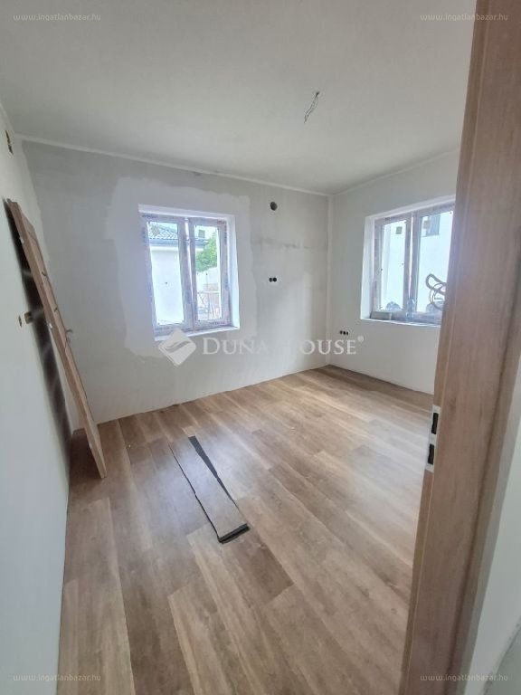 Lakás · 3 hálószoba · 79 m² · 67.000.000 Ft