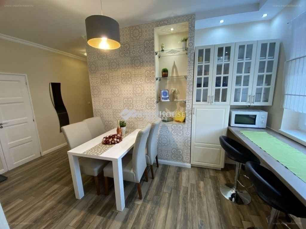 3 bed · 73m² · Lakás · 76.000.000 ft
