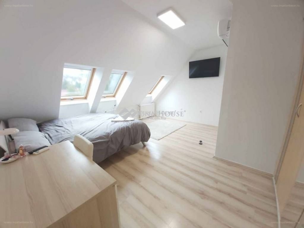 Ház · 4 hálószoba · 180 m² · 99.990.000 Ft