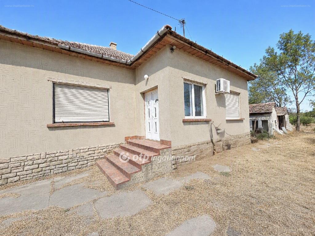 Ház · 3 hálószoba · 92 m² · 10.990.000 Ft