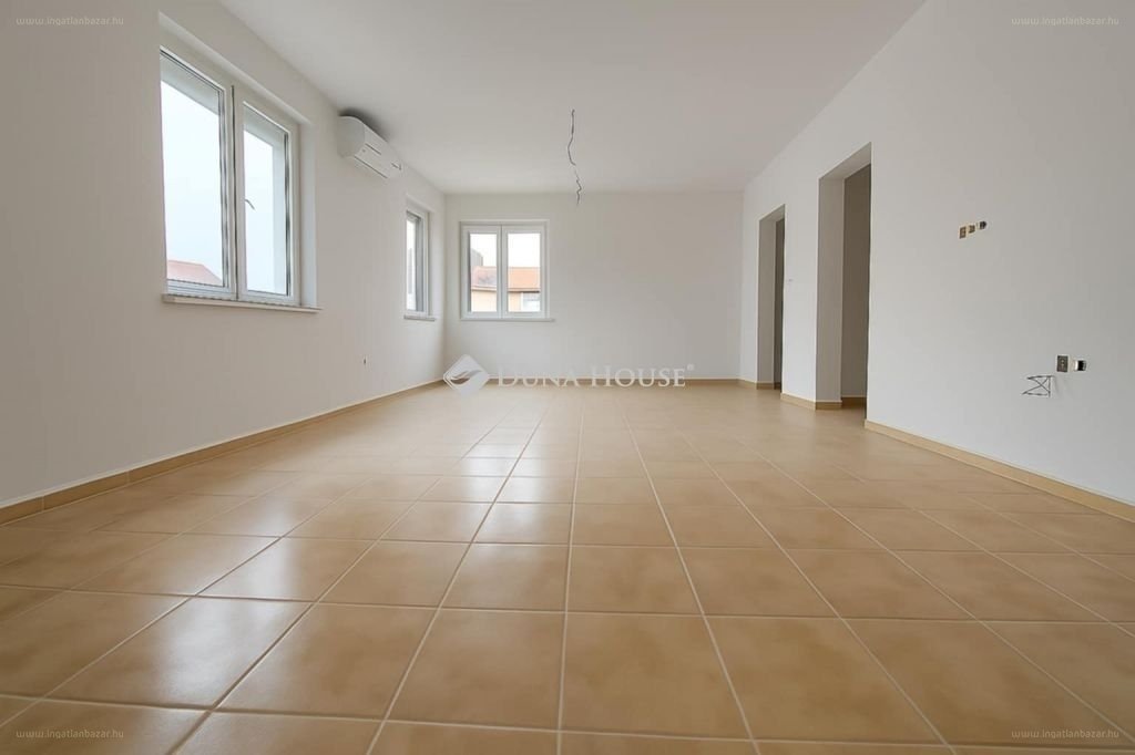 3 bed · 85m² · Ház · 59.900.000 ft