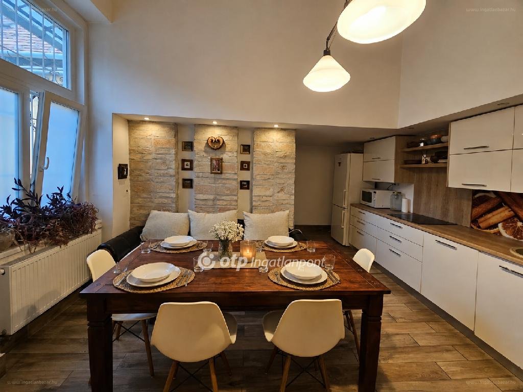 3 bed · 97m² · Lakás · 98.000.000 ft