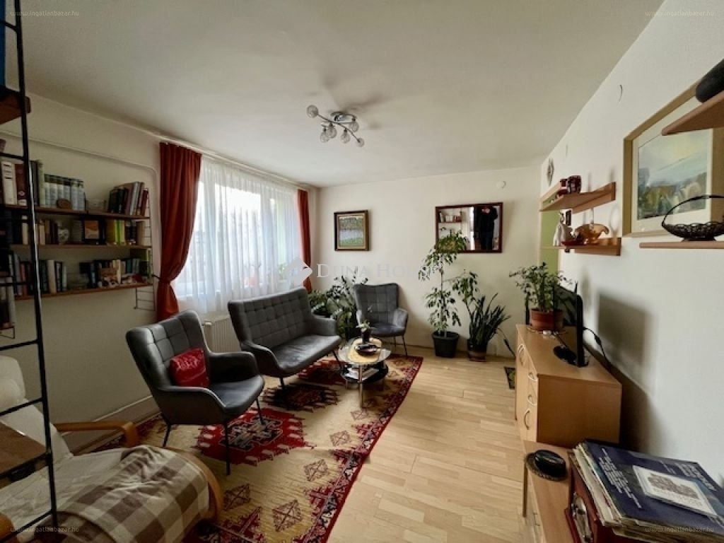 Ház · 6 hálószoba · 140 m² · 110.000.000 Ft