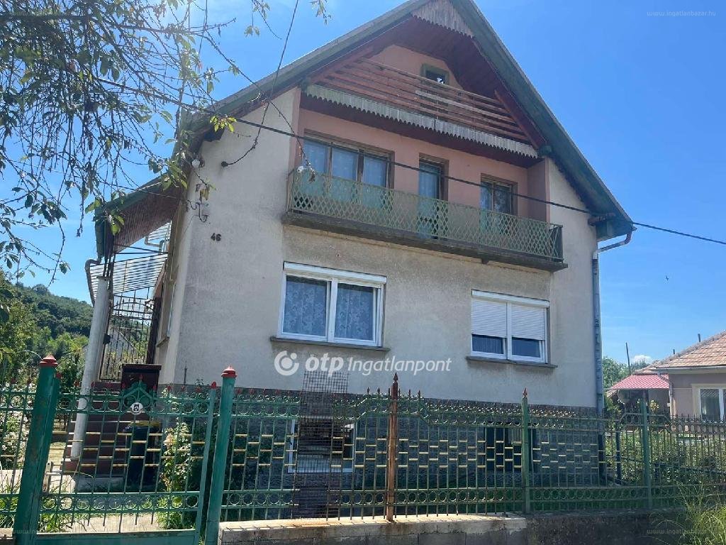Ház · 3 hálószoba · 250 m² · 24.000.000 Ft