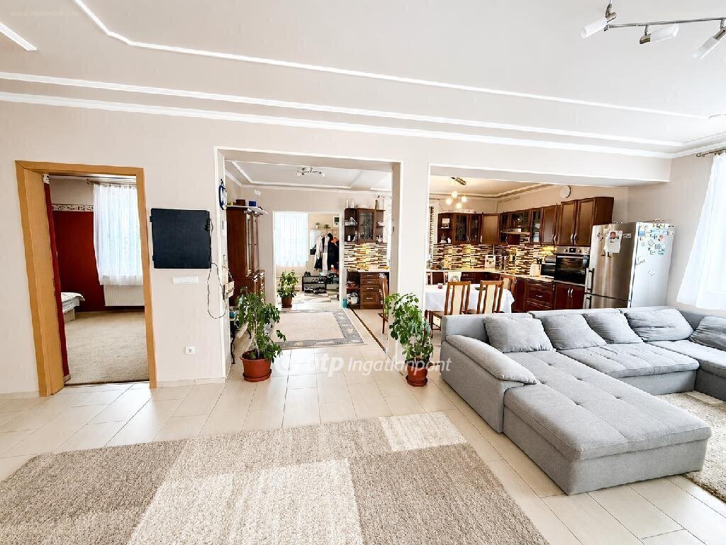 Ház · 4 hálószoba · 144 m² · 147.900.000 Ft