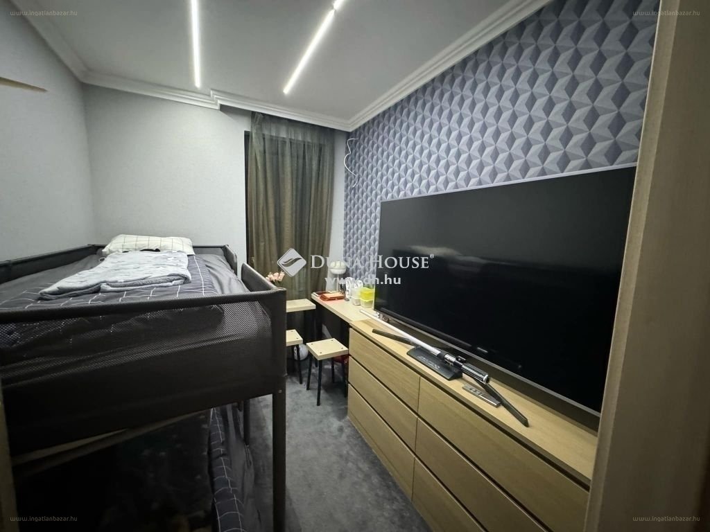 Ház · 5 hálószoba · 198 m² · 245.000.000 Ft
