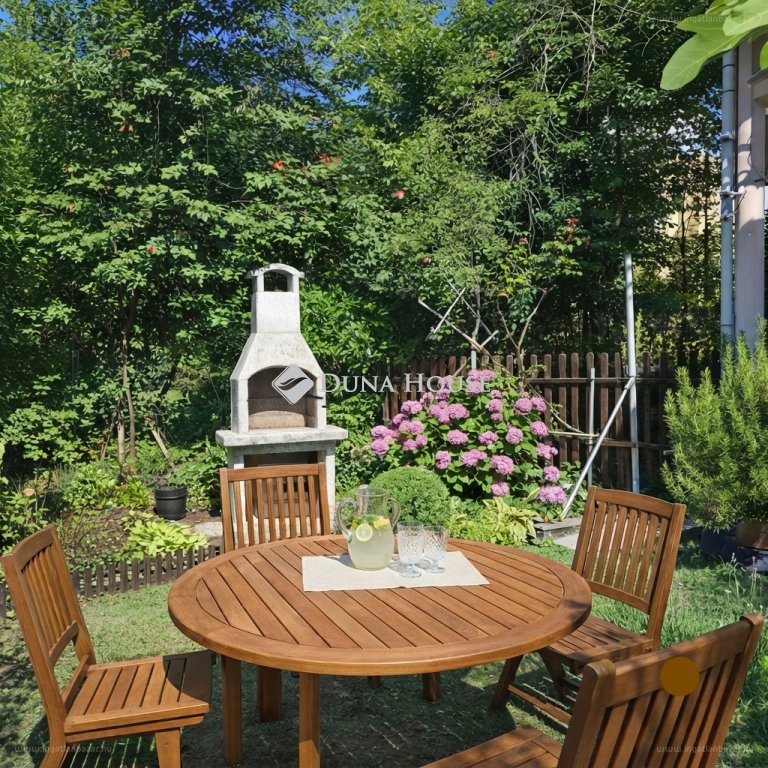 6 bed · 219m² · Családi ház · 295.000.000 ft