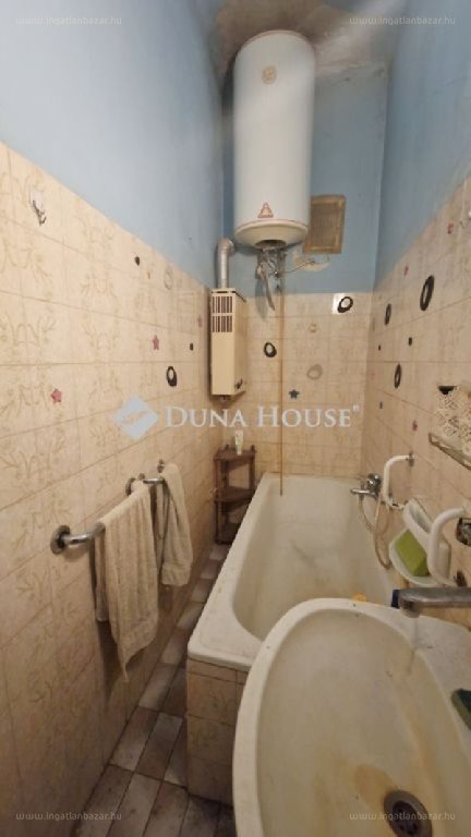 6 bed · 120m² · Családi ház · 49.900.000 ft