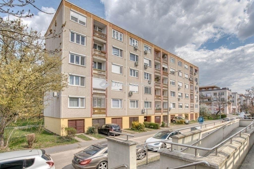 Lakás · 4 hálószoba · 69 m² · 74.990.000 Ft