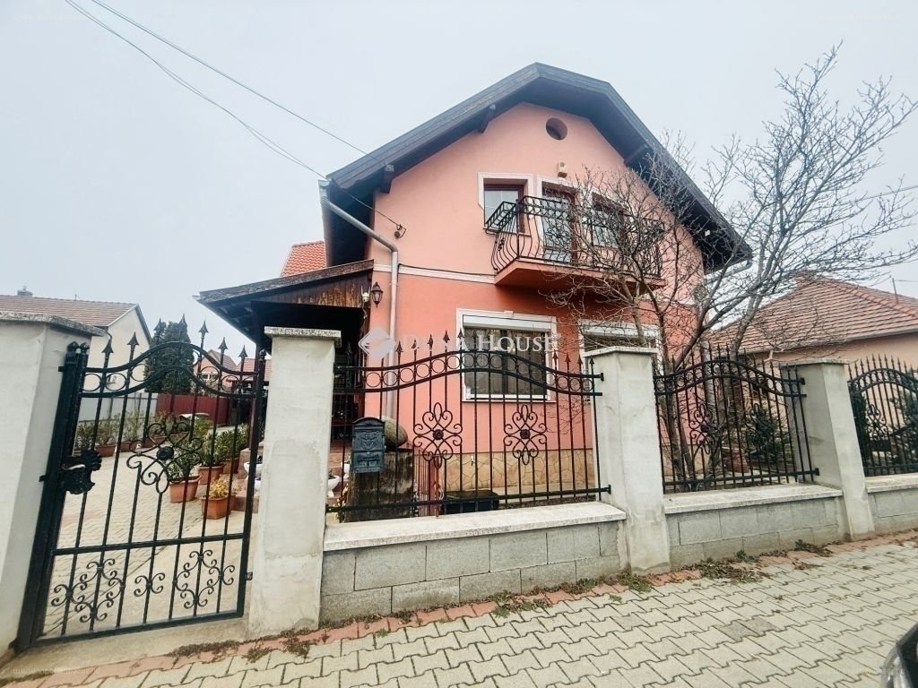 3 bed · 127m² · Ház · 120.000.000 ft
