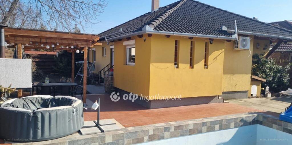 4 bed · 106m² · Családi ház · 103.000.000 ft
