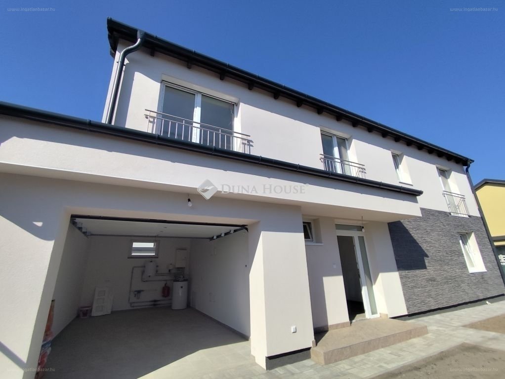 Ház · 4 hálószoba · 124 m² · 159.990.000 Ft