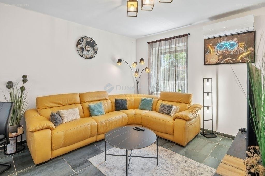 3 bed · 84m² · Ház · 129.000.000 ft