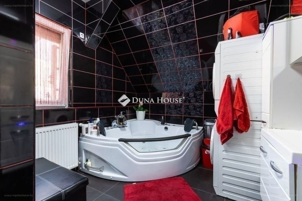 5 bed · 130m² · Lakás · 104.900.000 ft