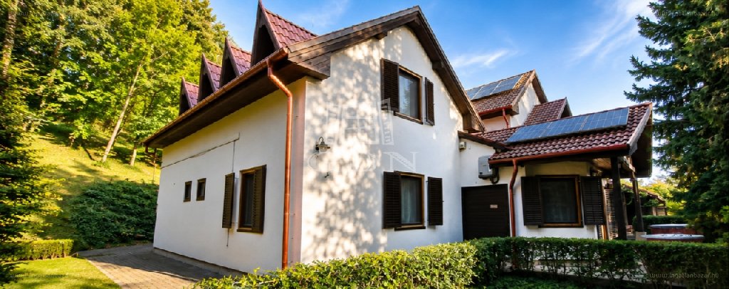 Ház · 7 hálószoba · 263 m² · 199.000.000 Ft