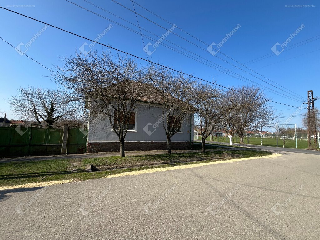 3 bed · 94m² · Családi ház · 73.900.000 ft
