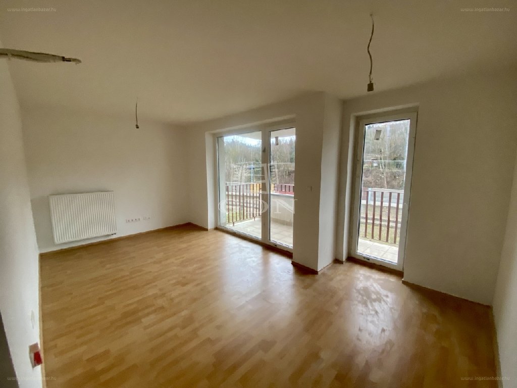 3 bed · 73m² · Lakás · 100.000.000 ft