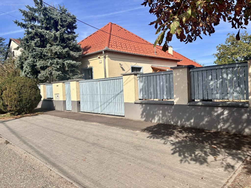 Ház · 4 hálószoba · 165 m² · 119.500.000 Ft