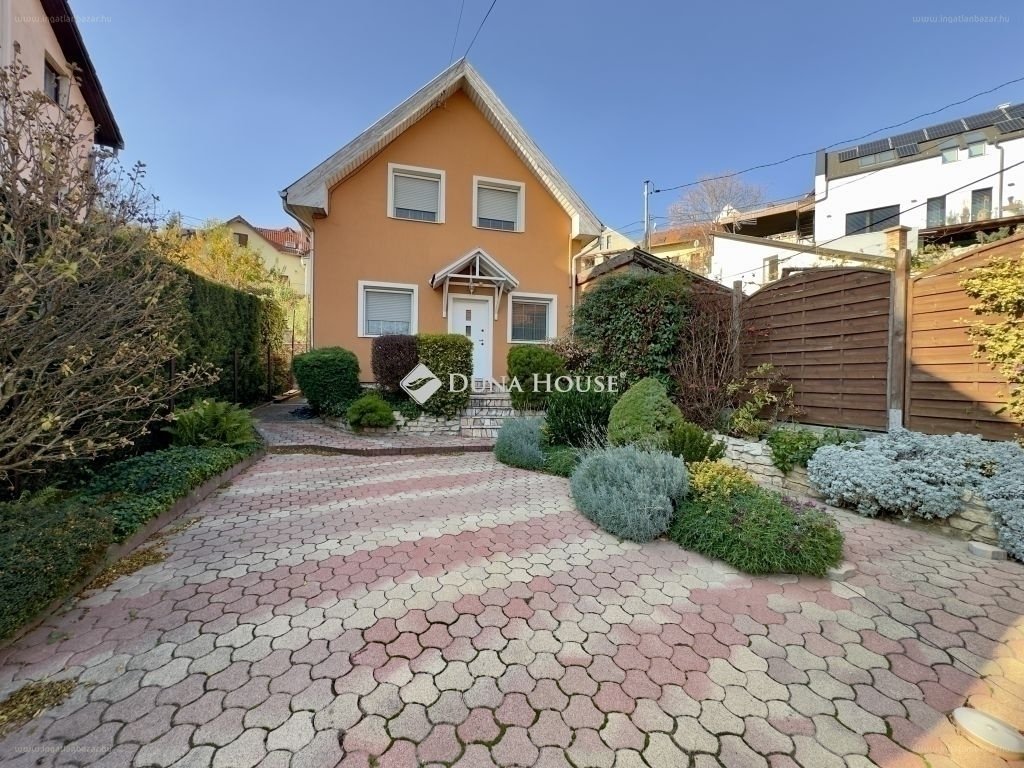 5 bed · 120m² · Családi ház · 145.000.000 ft