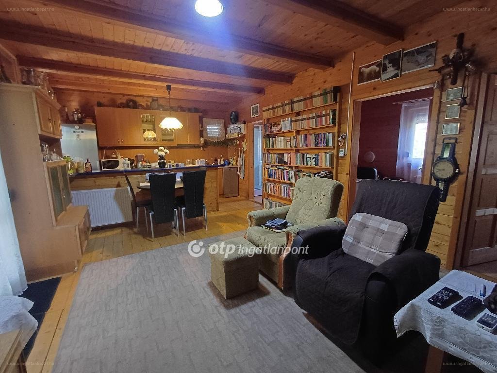 2 bed · 207m² · Családi ház · 121.900.000 ft