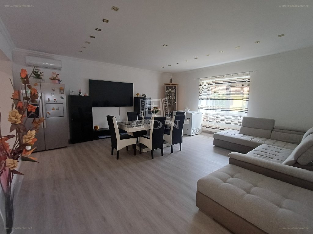 2 bed · 98m² · Családi ház · 46.000.000 ft