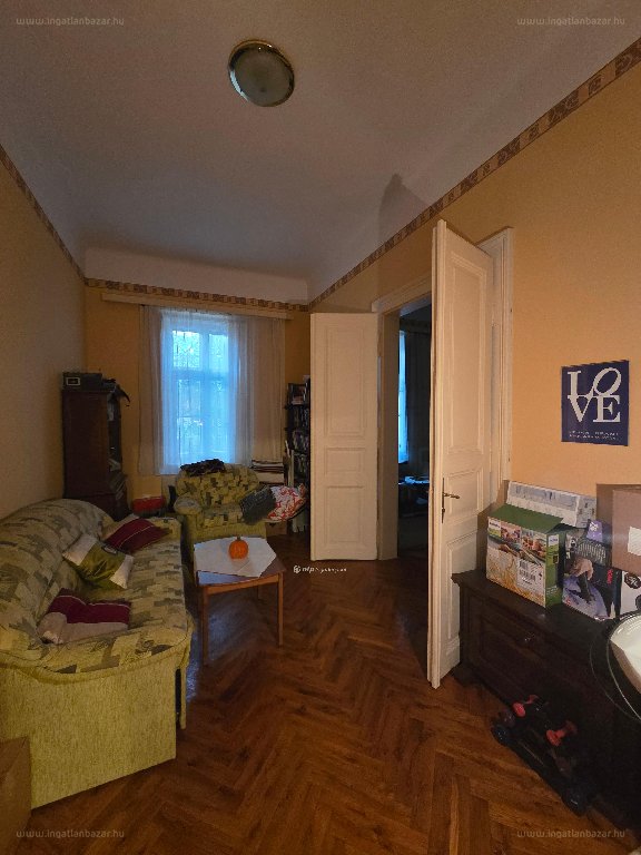 Lakás · 6 hálószoba · 160 m² · 28.000.000 Ft
