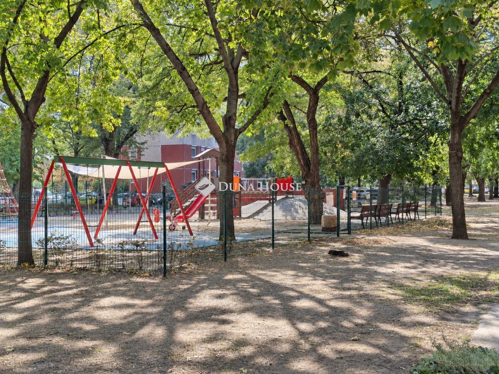 Lakás · 3 hálószoba · 59 m² · 64.900.000 Ft