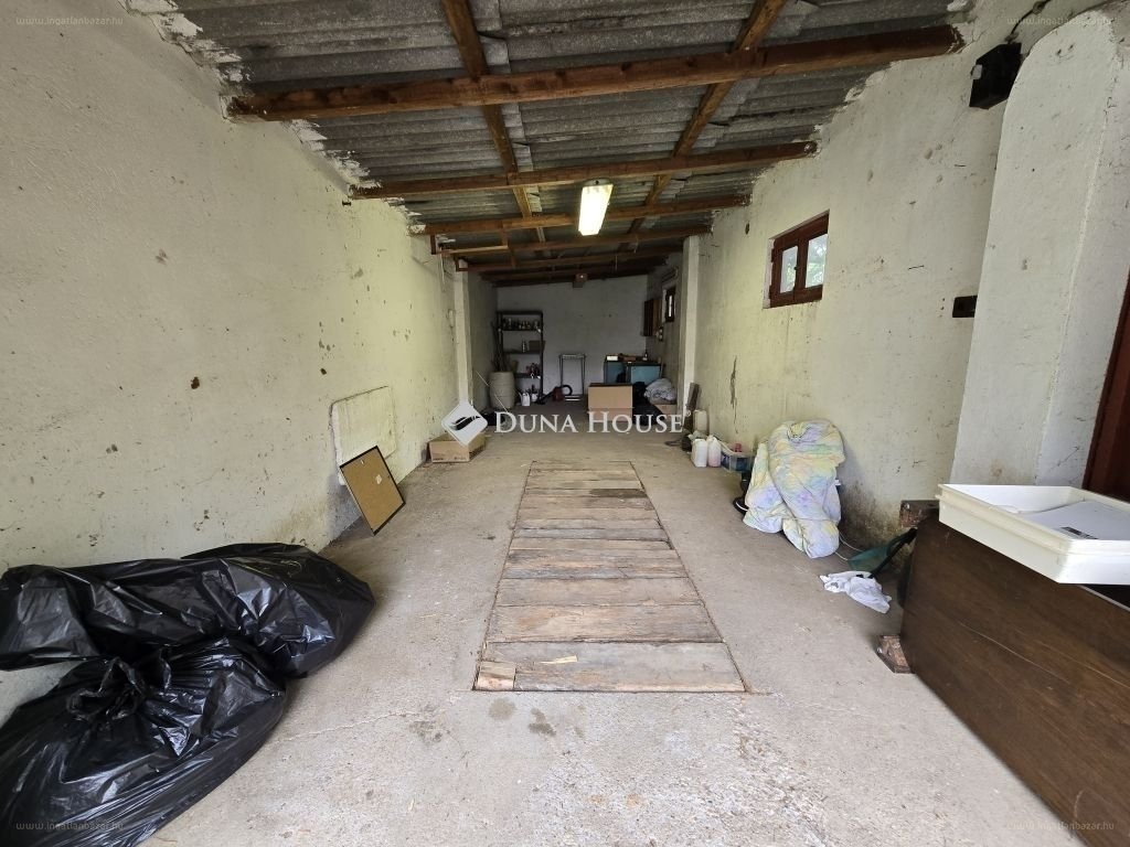 Ház · 5 hálószoba · 213 m² · 81.900.000 Ft