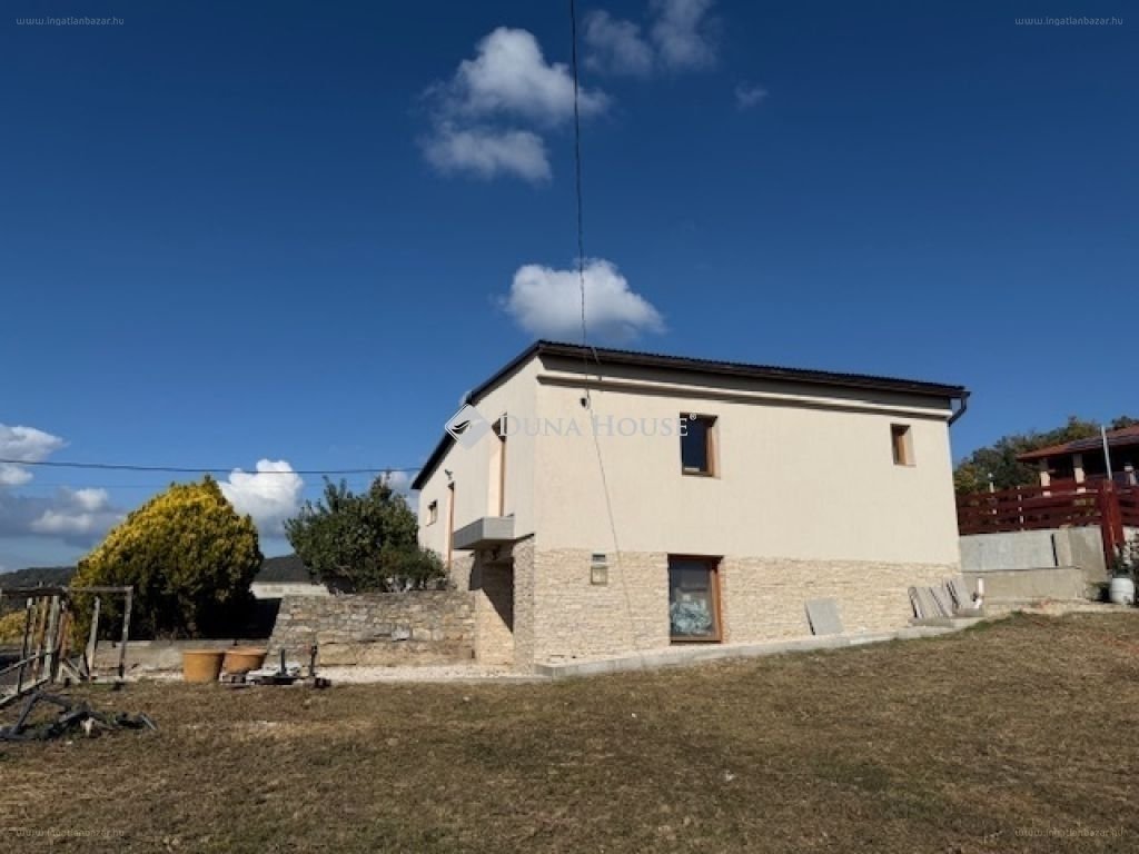 1 bed · 120m² · Családi ház · 99.900.000 ft
