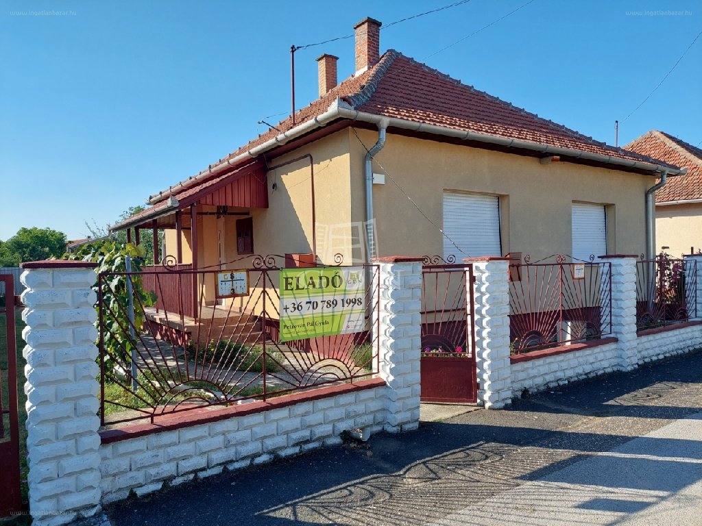 2 bed · 97m² · Családi ház · 39.900.000 ft