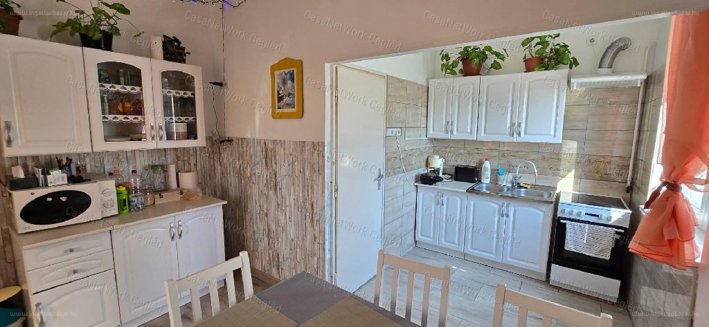 Ház · 5 hálószoba · 165 m² · 98.900.000 Ft