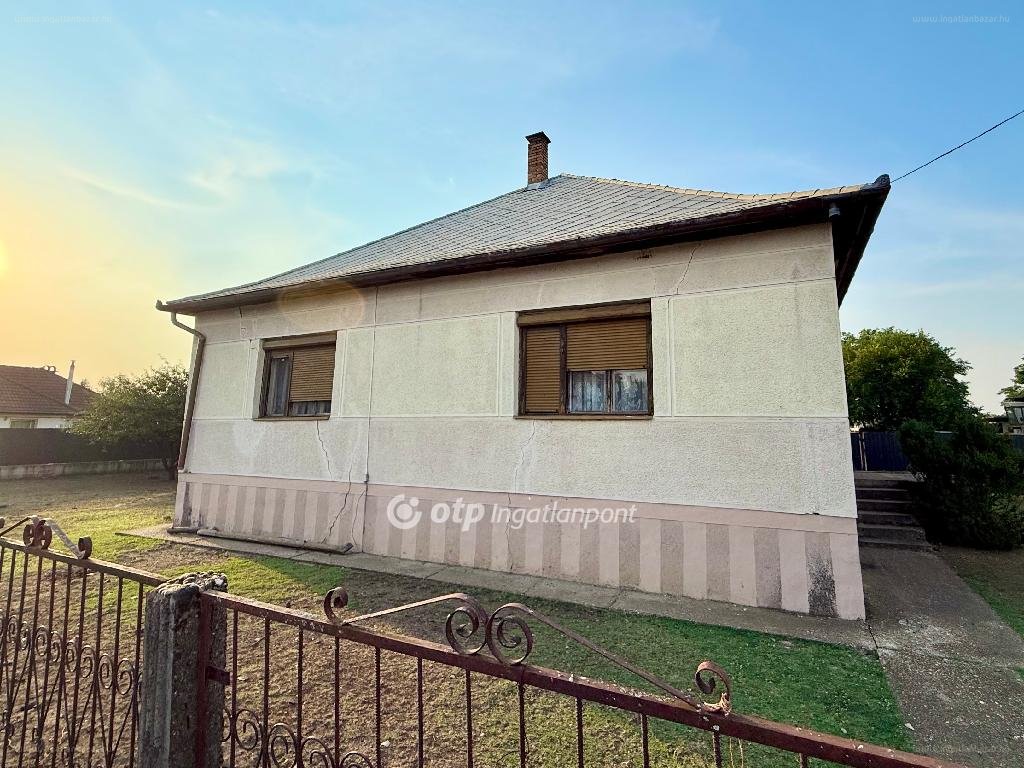 3 bed · 114m² · Családi ház · 28.000.000 ft