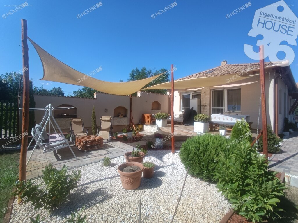 Ház · 4 hálószoba · 82 m² · 104.900.000 Ft
