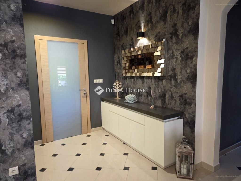 3 bed · 150m² · Családi ház · 169.900.000 ft