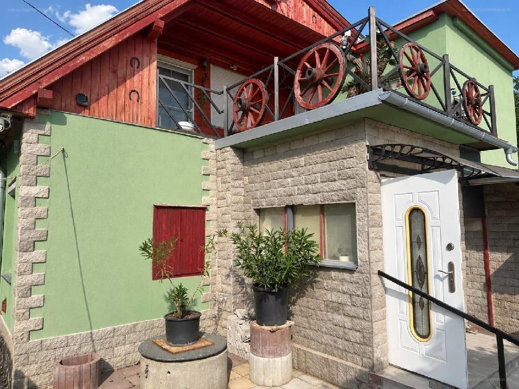 4 bed · 202m² · Ház · 100.000.000 ft