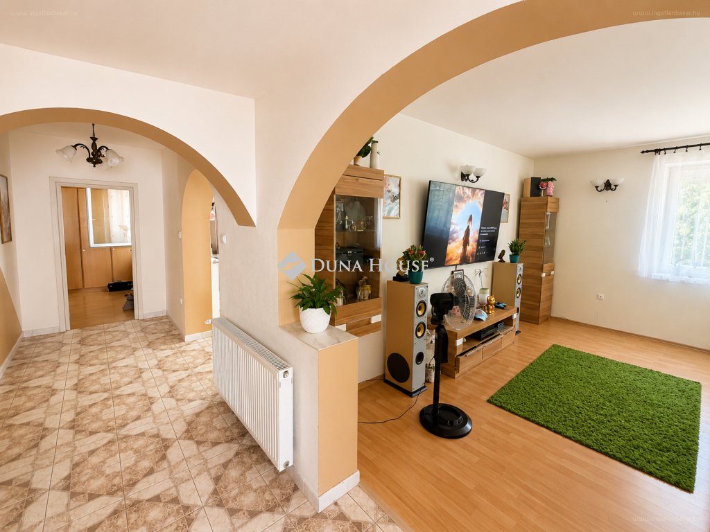 4 bed · 170m² · Családi ház · 104.500.000 ft