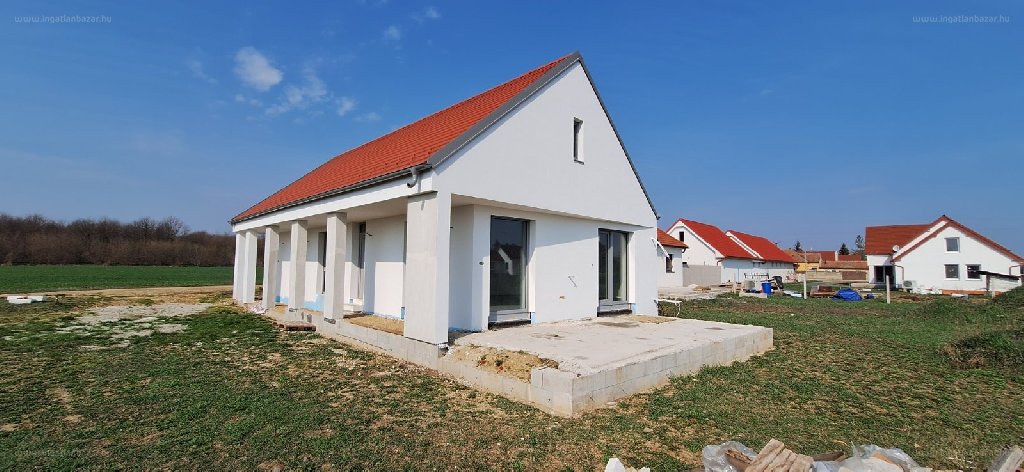 4 bed · 140m² · Lakás · 82.900.000 ft