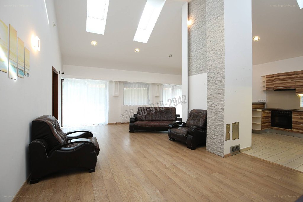 5 bed · 170m² · Családi ház · 159.900.000 ft