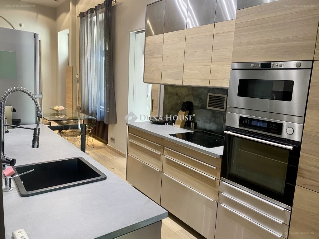 Lakás · 3 hálószoba · 93 m² · 195.000.000 Ft