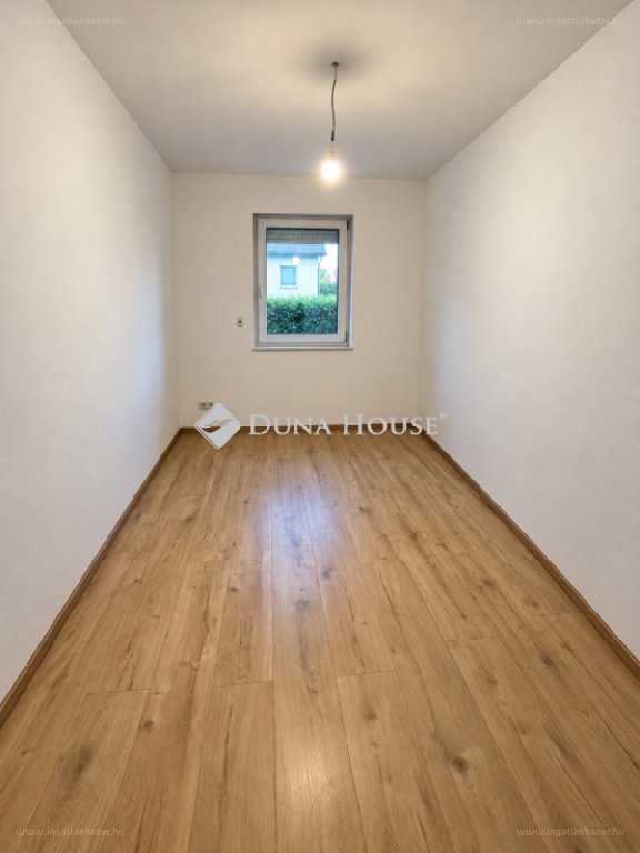 Ház · 4 hálószoba · 100 m² · 135.000.000 Ft