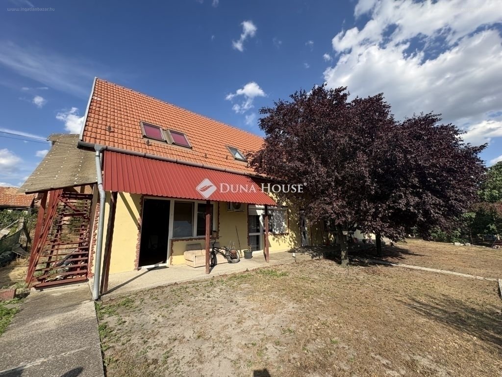 Ház · 7 hálószoba · 230 m² · 95.000.000 Ft